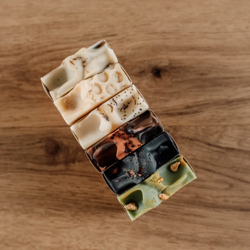 Coffret de 6 petits savons au choix