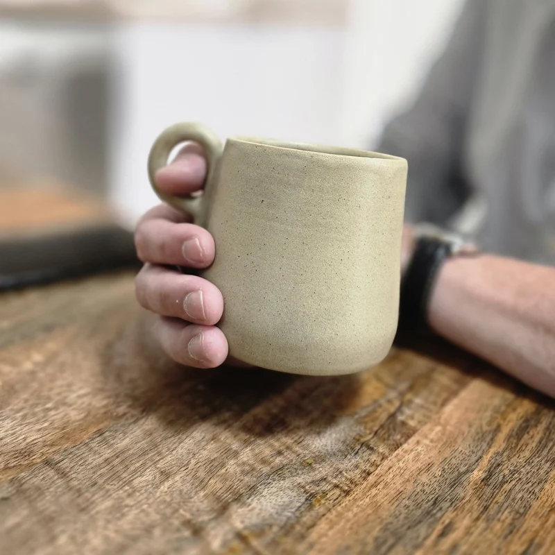 Tasse courbe - Collection Falaises Sauvages - BONIFACIO