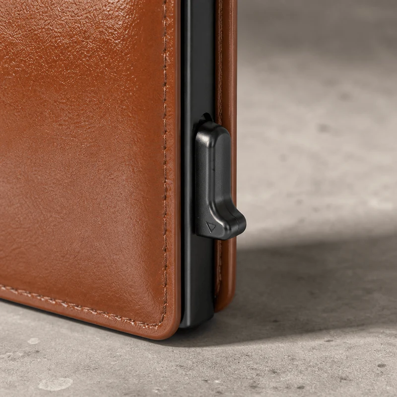 Porte-Cartes Homme RFID Personnalisé à Graver
