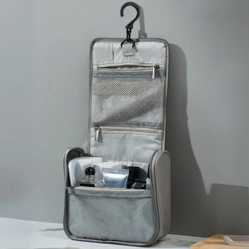 Petite trousse de toilette homme suspendue – Ultra-compacte et organisée