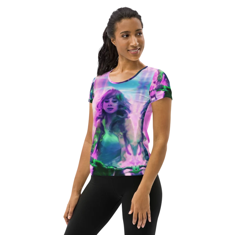 LizaY Women's T-shirt