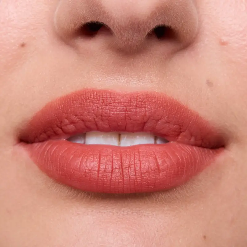 Essence Juicy Matte Lip Mousse 01, 2.7 ml