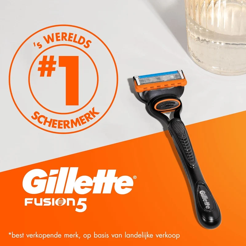 Gillette Fusion5 Scheermesjes Voor Mannen, 4 stuks, Met Lubrastrip Voor Een Gladde Scheerbeurt
