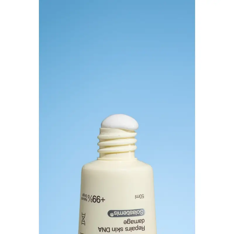 Freshly D+ Natural Suncare Age-Repair Spf50, 50 ml