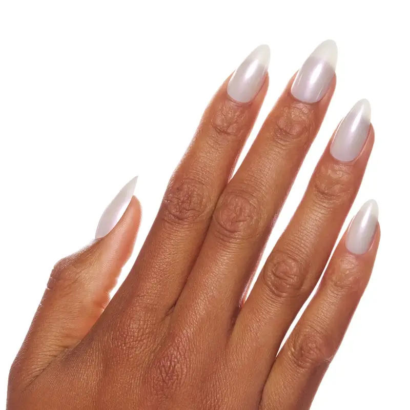 Essence Manicure Set With False Nails What The Fake! Press-On Nails 01 , 28 pieces