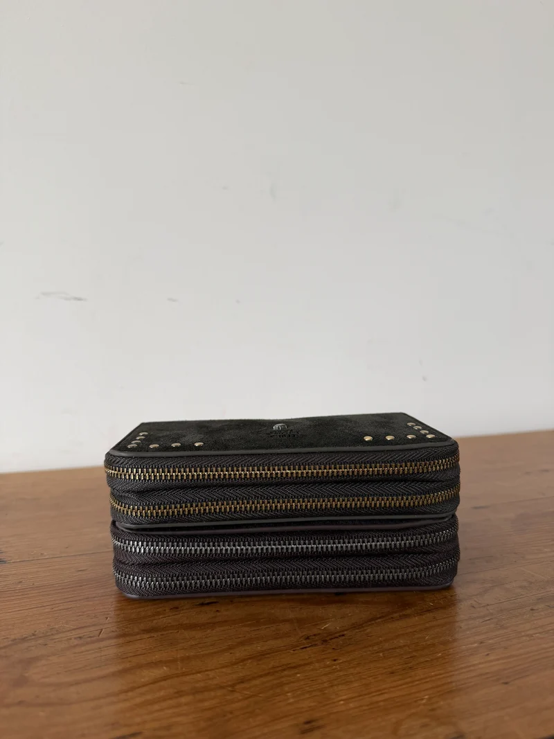 Portefeuille Sisol E1 - MILA LOUISE