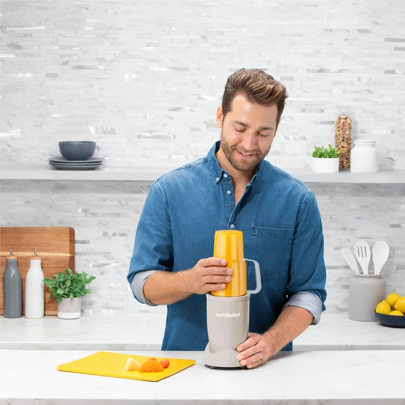 NutriBullet 700W Series Matte Personal Blender (Linen)