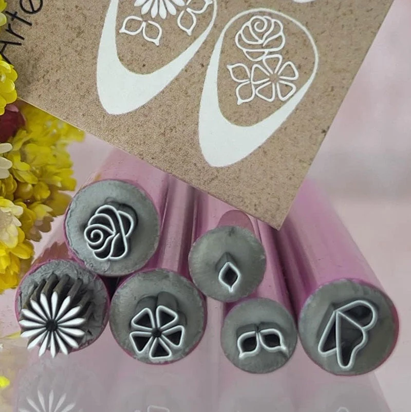 Nail Art Stempel Set für Gelnägel & Nagellack | Präzise Nageldesigns in Sekunden | Mit Stamper & Schaber