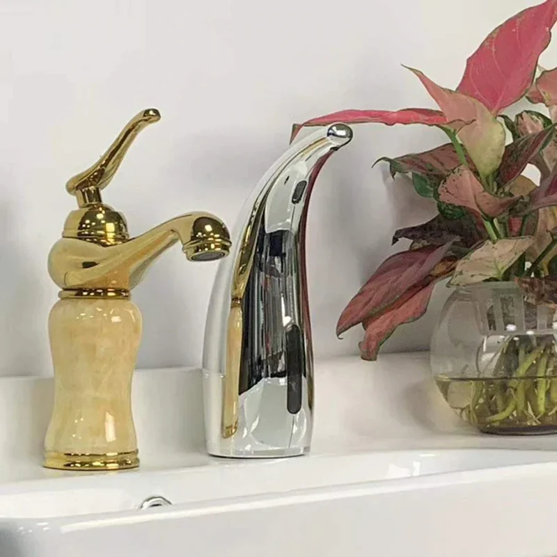 Dispenser di Sapone Automatico | Design Senza Contatto e Stile