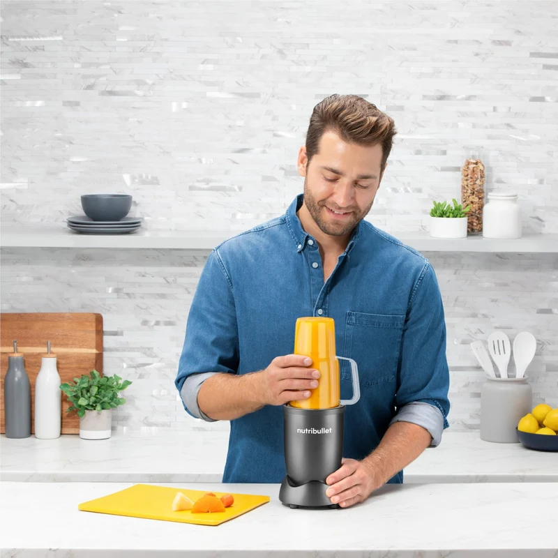 NutriBullet 700W Series Personal Blender (Gunmetal Grey)