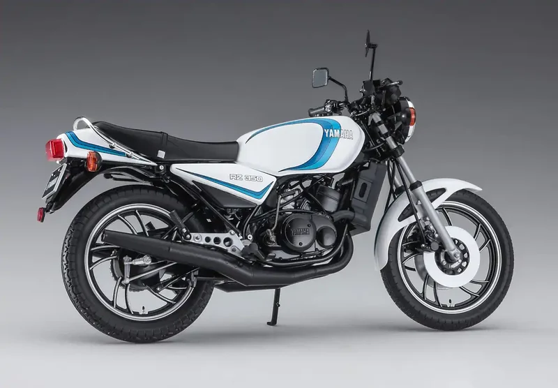 Hasegawa 1/12 Yamaha Rz350 4U0 1981 Plastic Model BK15