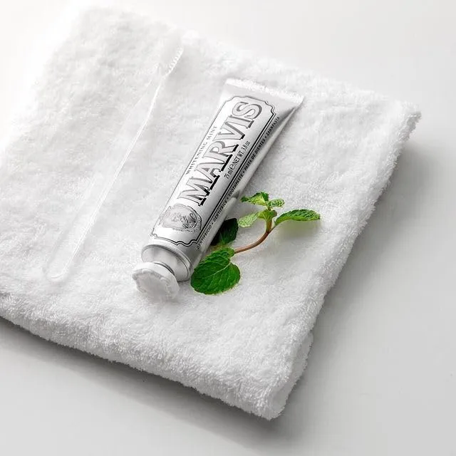 MARVIS White Mint Toothpaste Fresh Mint Taste 75ml