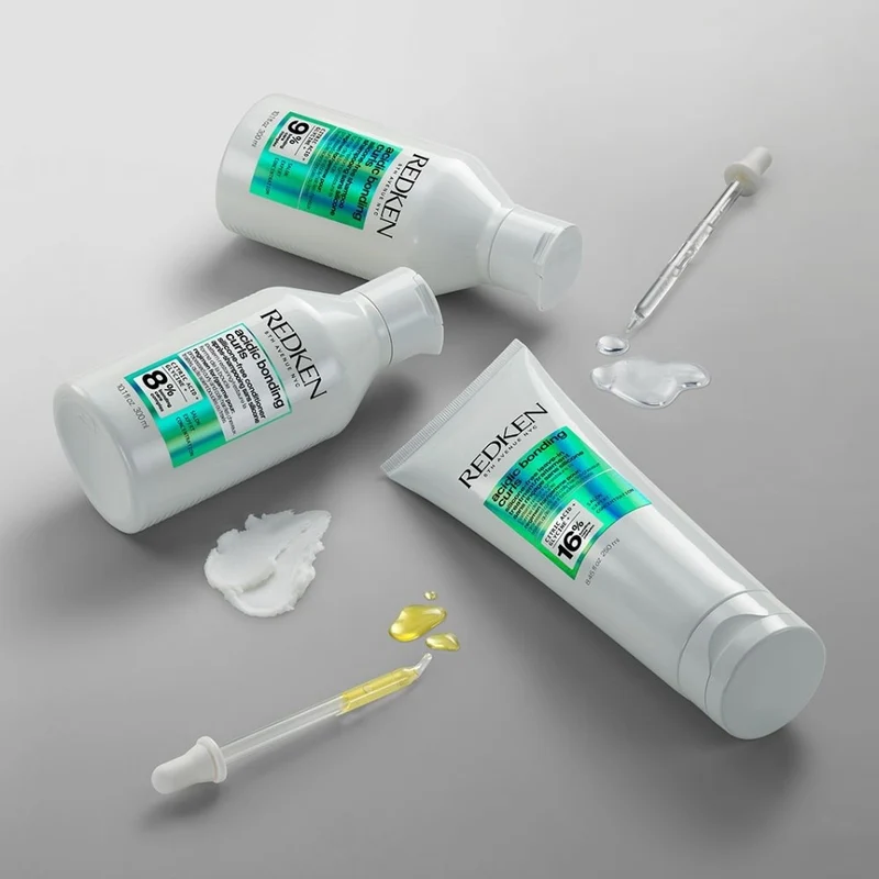 Shampoing sans silicone "Acidic Bonding Curls"