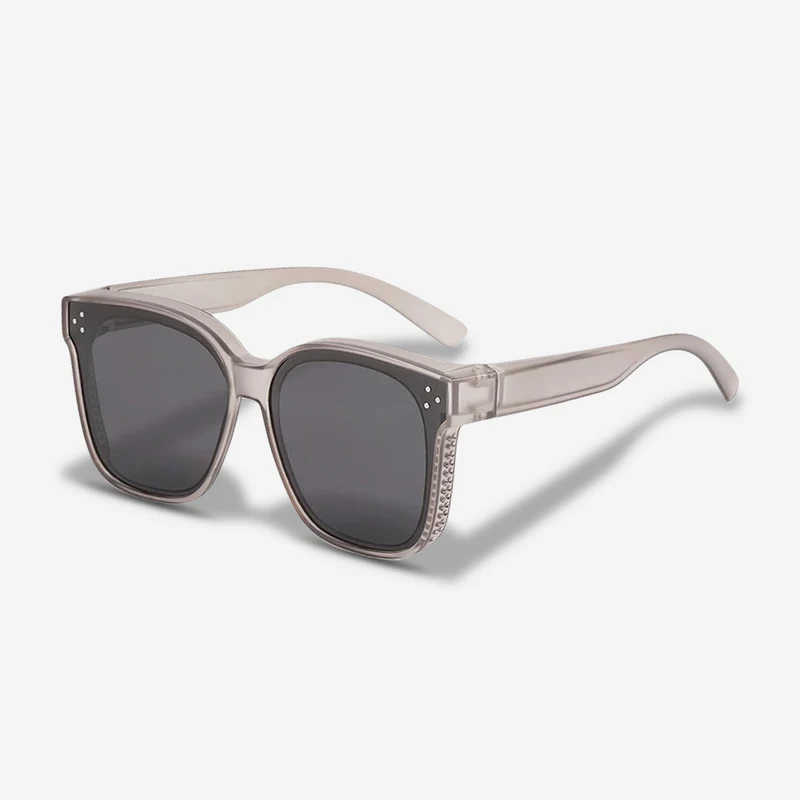ClipShades | Occhiali da sole sovrapposti eleganti per portatori di occhiali