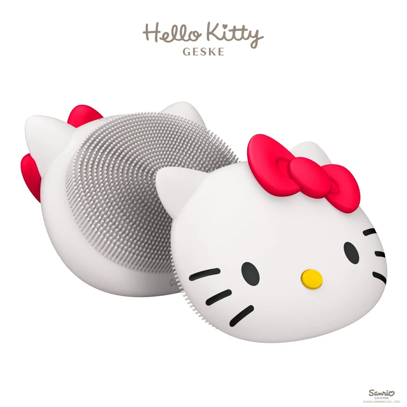 Hello Kitty 3 in 1 Facial Cleansing Brush by GESKE
