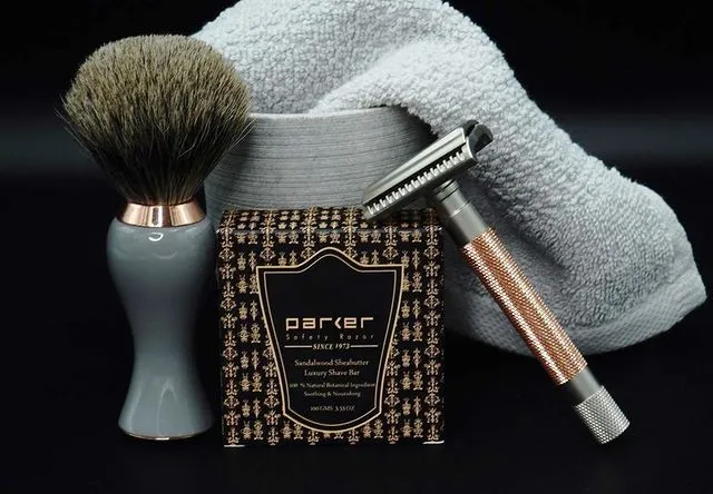 Savon raser - Bois de santal et au beurre de karité (100g/3.53oz)