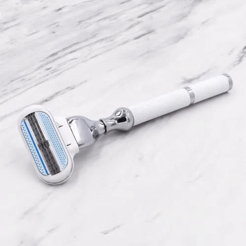 Rasoir 77L compatible avec les lames Gillette Venus - Blanc et chrome