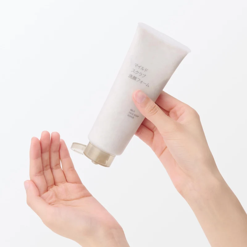 Muji Mild Scrub Facial Cleanser 150G Gentle Exfoliating Face Wash