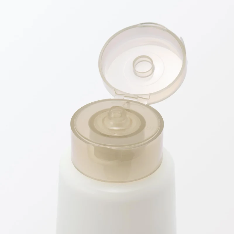 Muji Mild Moisturizing Facial Cleanser Large Capacity 220G