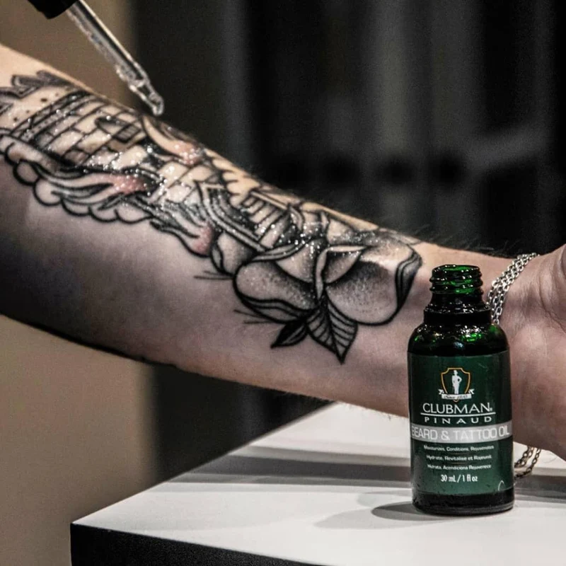 Huile à barbe et tatouage - Hydrate, revitalise et rajeunit (30ml/1.0oz)