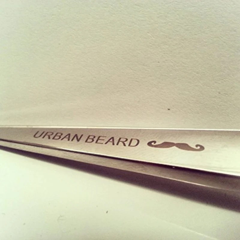 Ciseaux de coupe pour la barbe (14.5cm/5.7")