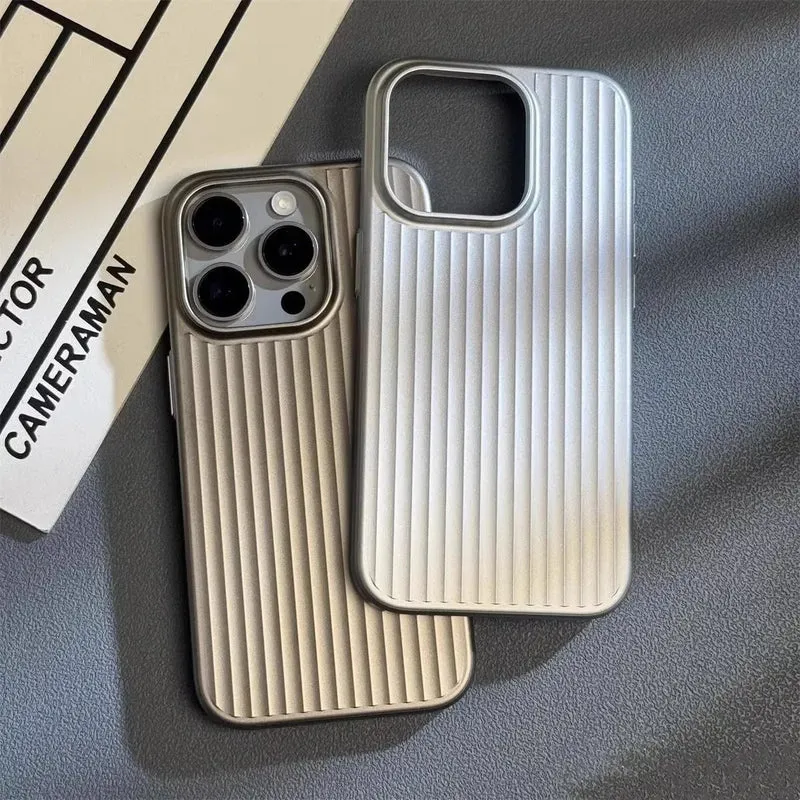 Custodia per iPhone con struttura a righe – Custodia protettiva sottile con protezione per fotocamera e graffi