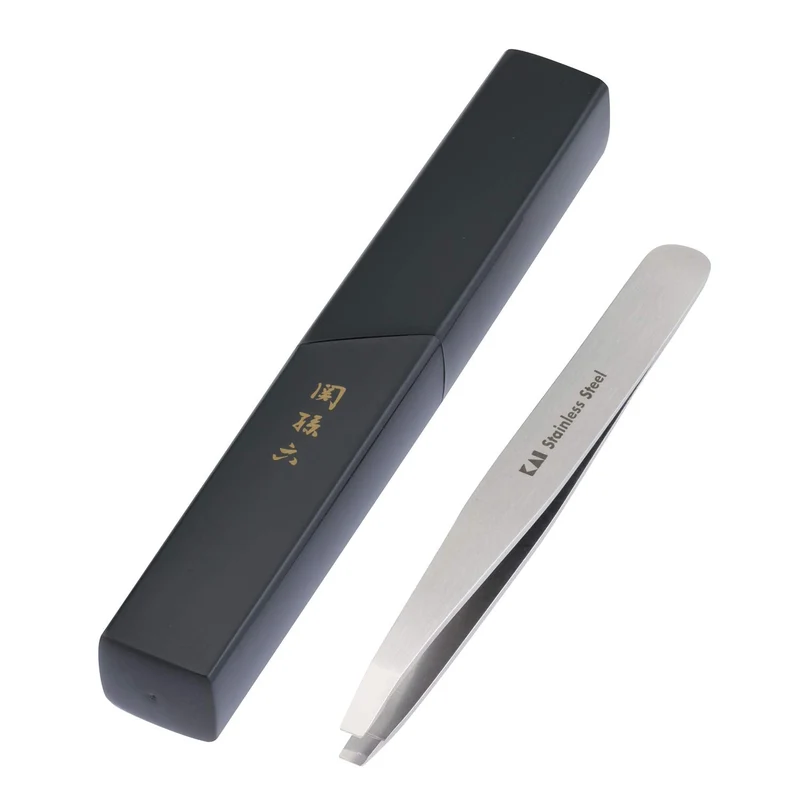 KAI SekiMagoroku Tweezers with Flat Tip and Storage Case HC3505 Silver