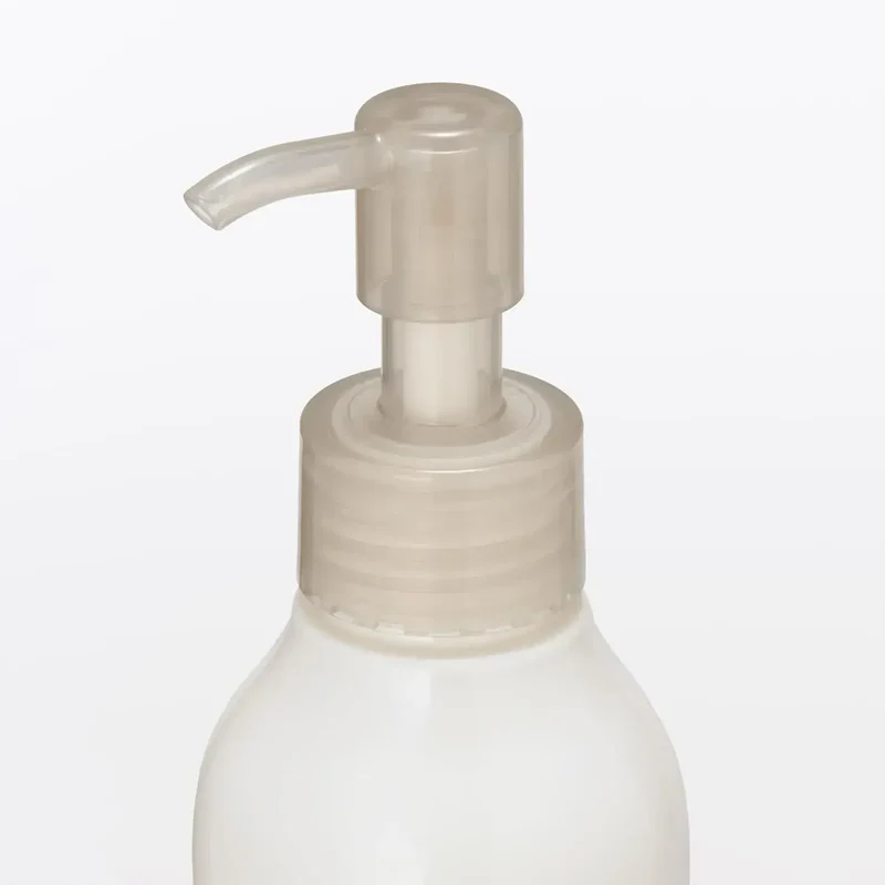 Muji Mild Facial Cleansing Milk 6.8 fl oz (200 ml) Hydrating