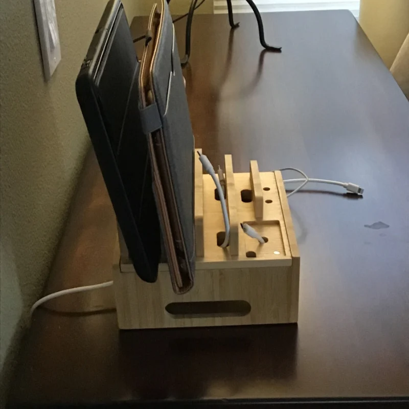 Station de recharge multi-appareils 5 ports USB