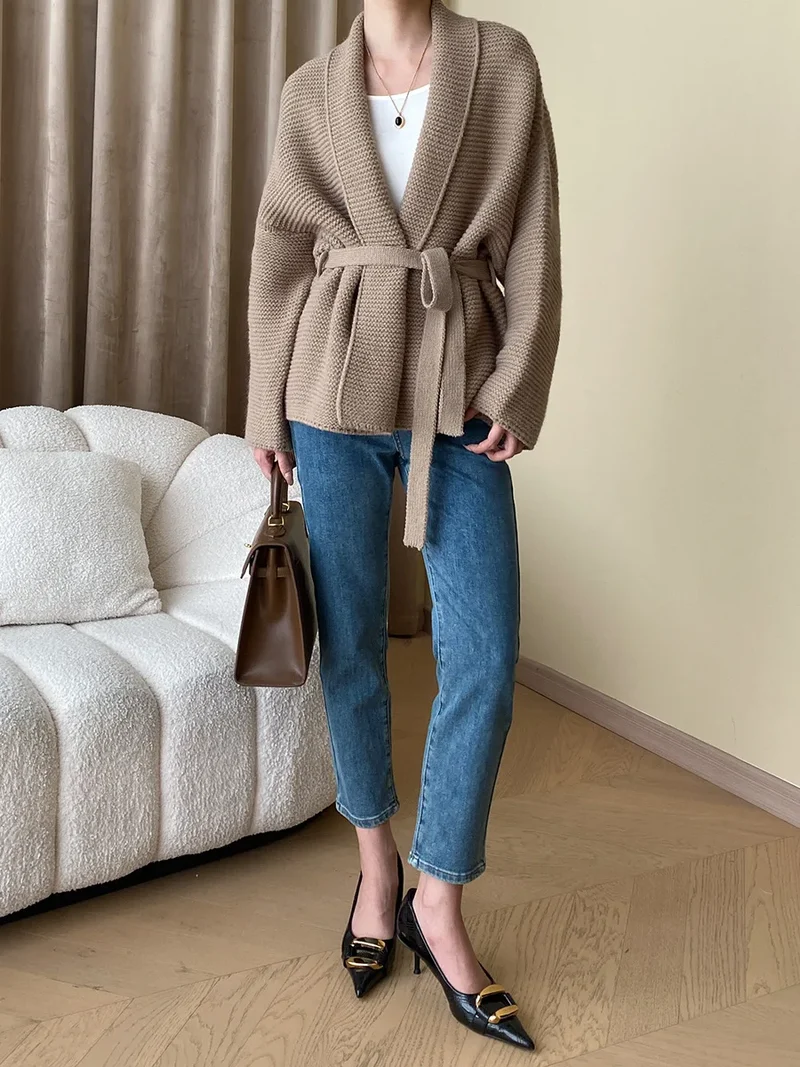 Cardigan en maille avec ceinture à nouer