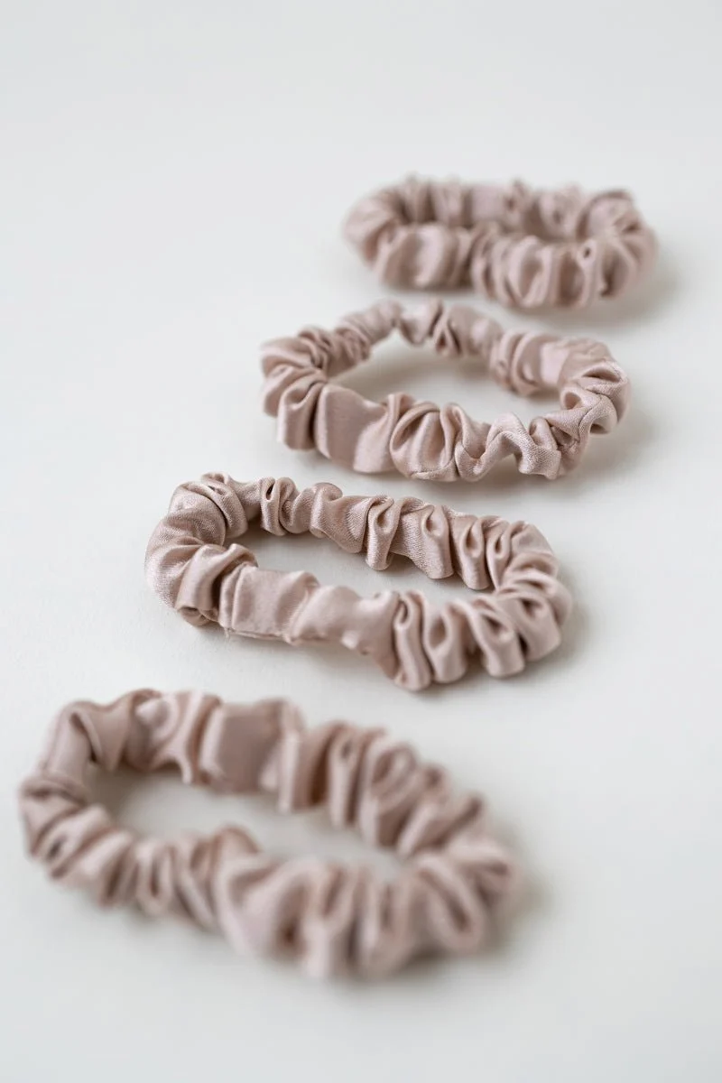 Bundle Mini Scrunchies Silk Sand
