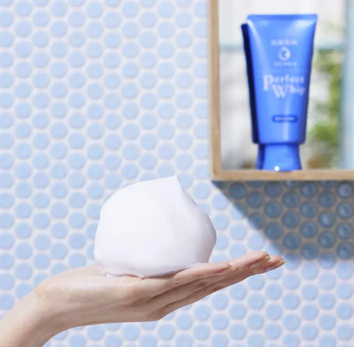 Shiseido Senka Perfect Whip Facial Cleansing Foam 120g for Smooth Skin
