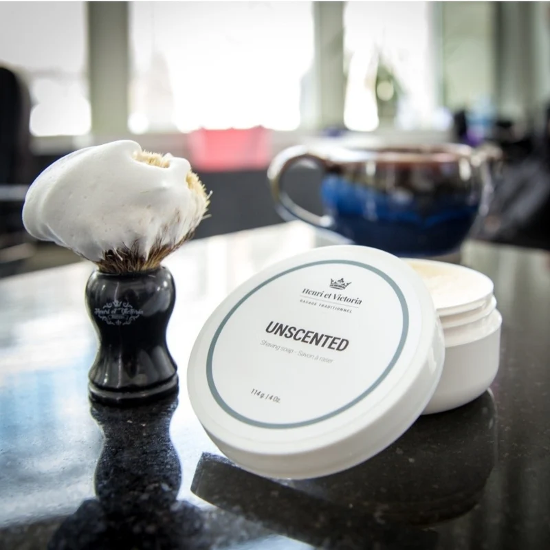Savon à raser avec beurre de karité "Unscented" (114g/4.0oz)