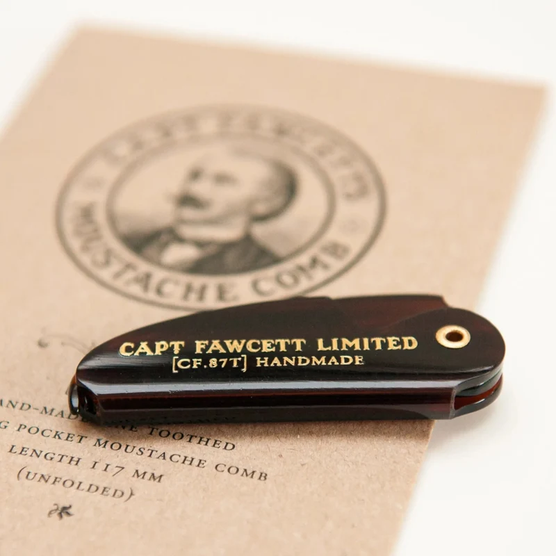 Ensemble cire à moustache "The Chap" et peigne à moustache de poche pliable CF.87T (15ml/0.5oz)