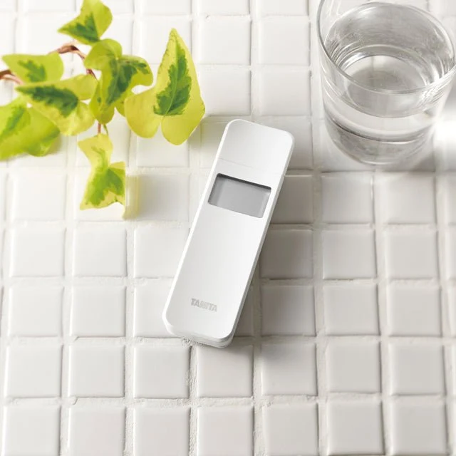 TANITA EA-100 alcohol checker