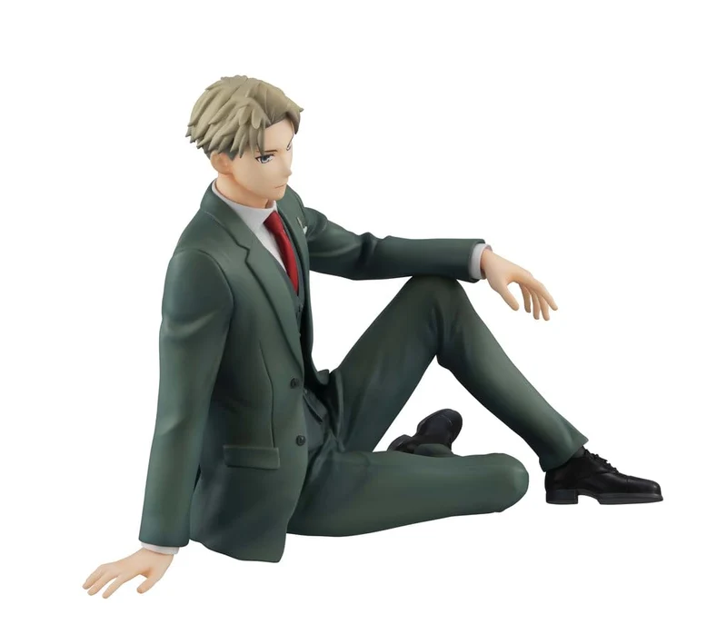 Megahouse Gem Series Tenohira Lloyd Figure Spy x Family 100mm PVC Painted Finish