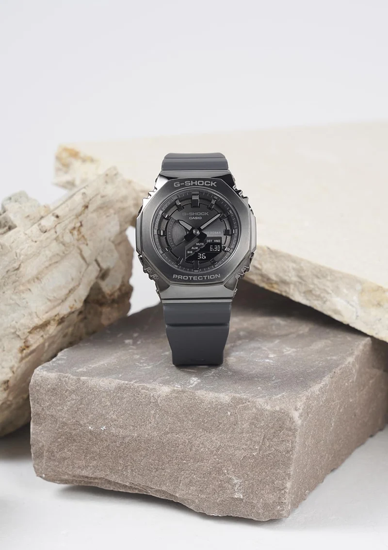 Casio G-Shock Mid-Size Women's Watch GM-S2100B-8Ajf Genuine Domestic Product Grey Metal Cover