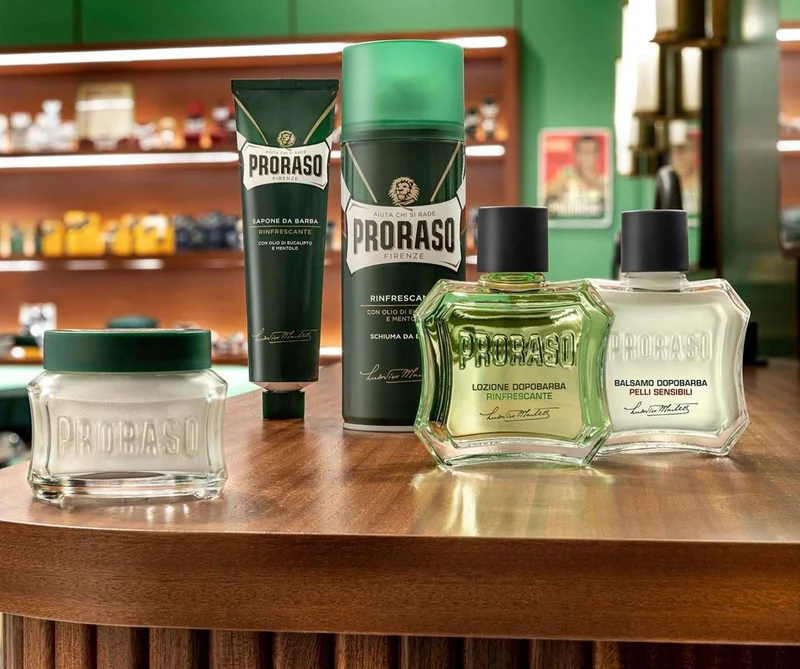 Crème de pré-rasage à l'huile d'eucalyptus et au menthol (100ml/3.6oz)