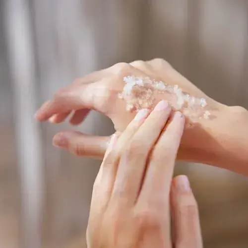 Sabon Body Scrub: Exfoliating Skin Renewal Treatment 20.45 oz