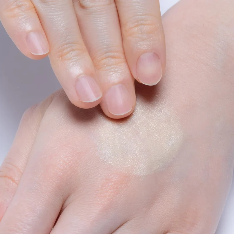 KOSE URUMINA PLUS Fresh Glossy Skin Oshiroi Milky Lotion Oil Block 01 (Yellow)