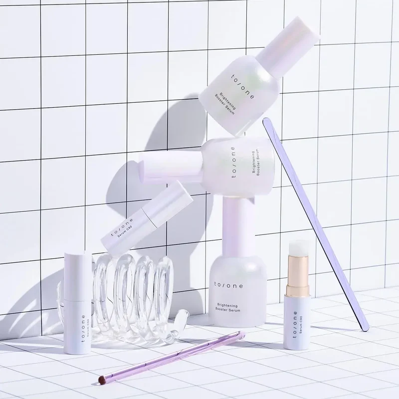 to/one One Brightening Booster Facial Serum Moisturizer 55 ml