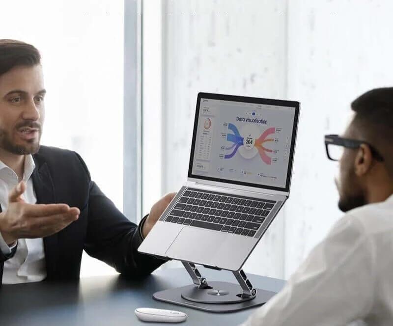 Supporto per Laptop e Tablet di Lusso - Regolabile ed Ergonomico