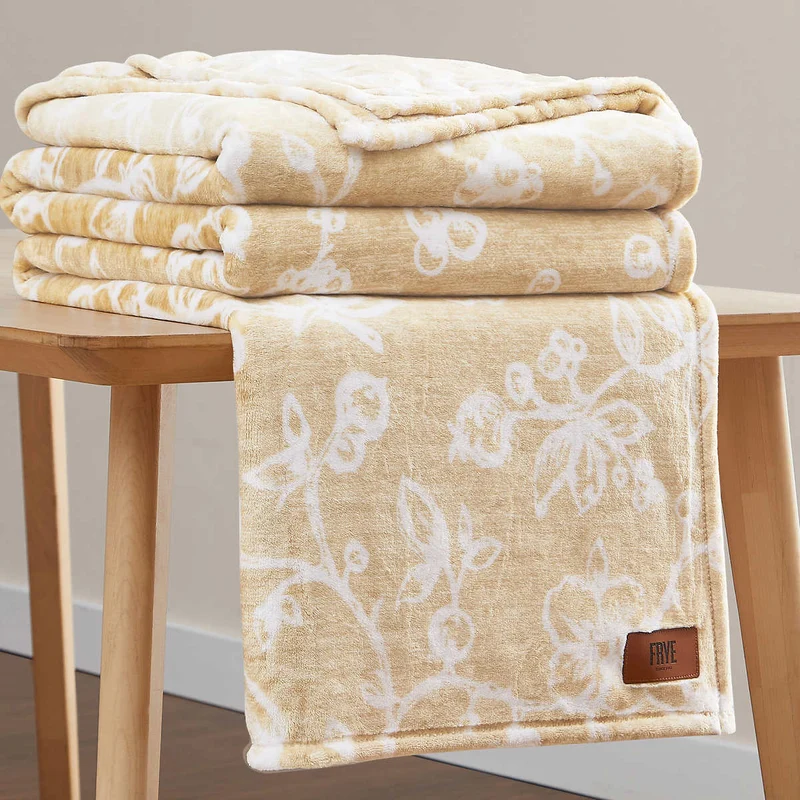 FRYE - Couverture en Peluche