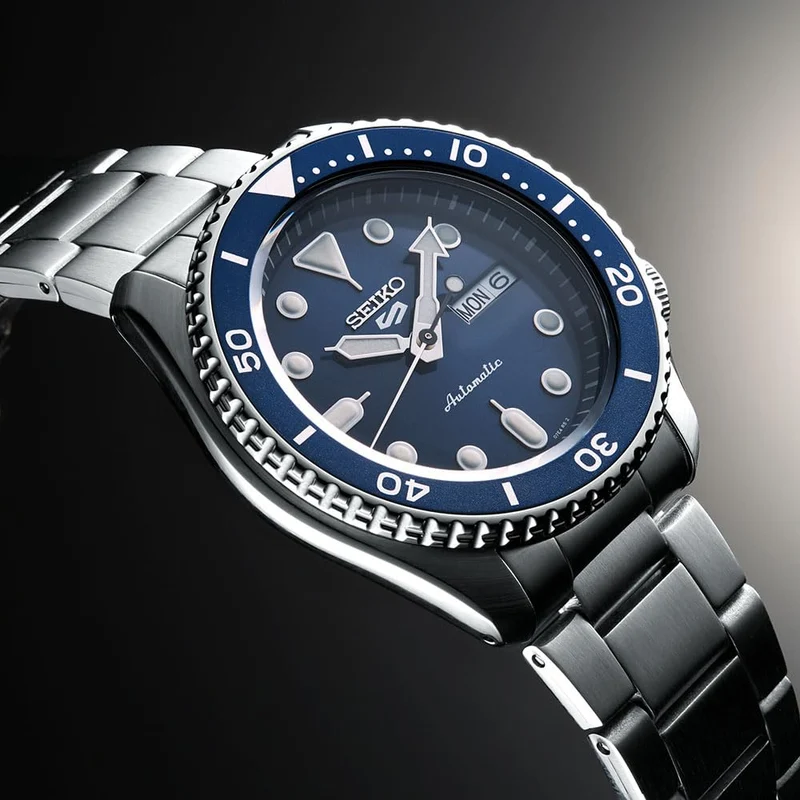 Seiko 5 Sports SBSA001 Men's Automatic Watch Blue Dial Day-Date Japan-made