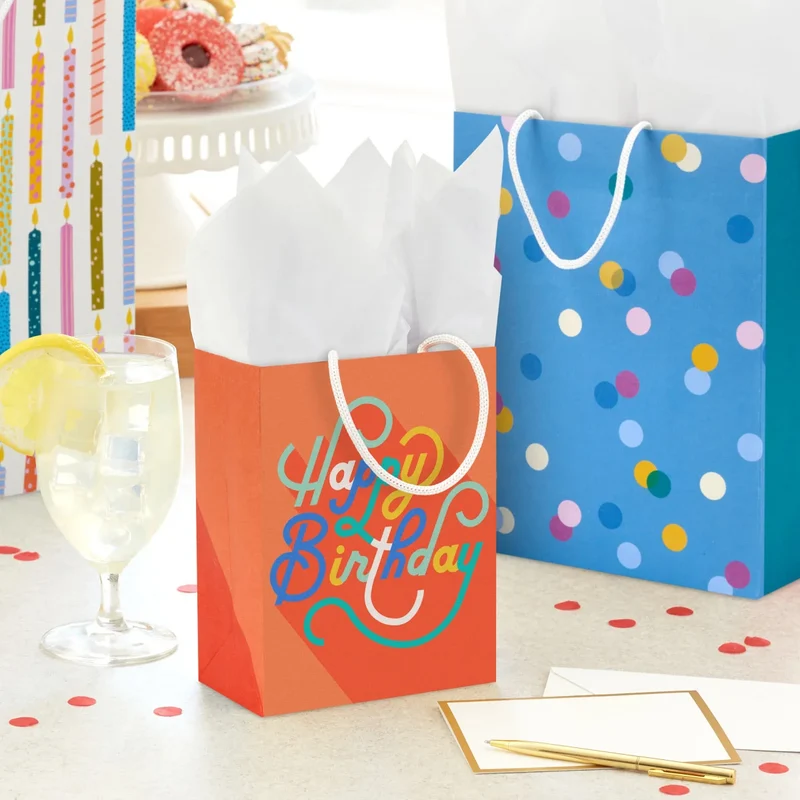 HALLMARK - Ensemble de 20 Sacs-Cadeaux *Version Française*