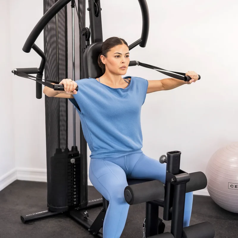 CENTR - Exerciseur Multifonction avec Colonne de Poids de 150 lb Multi-Gym *Boite Endommagée*