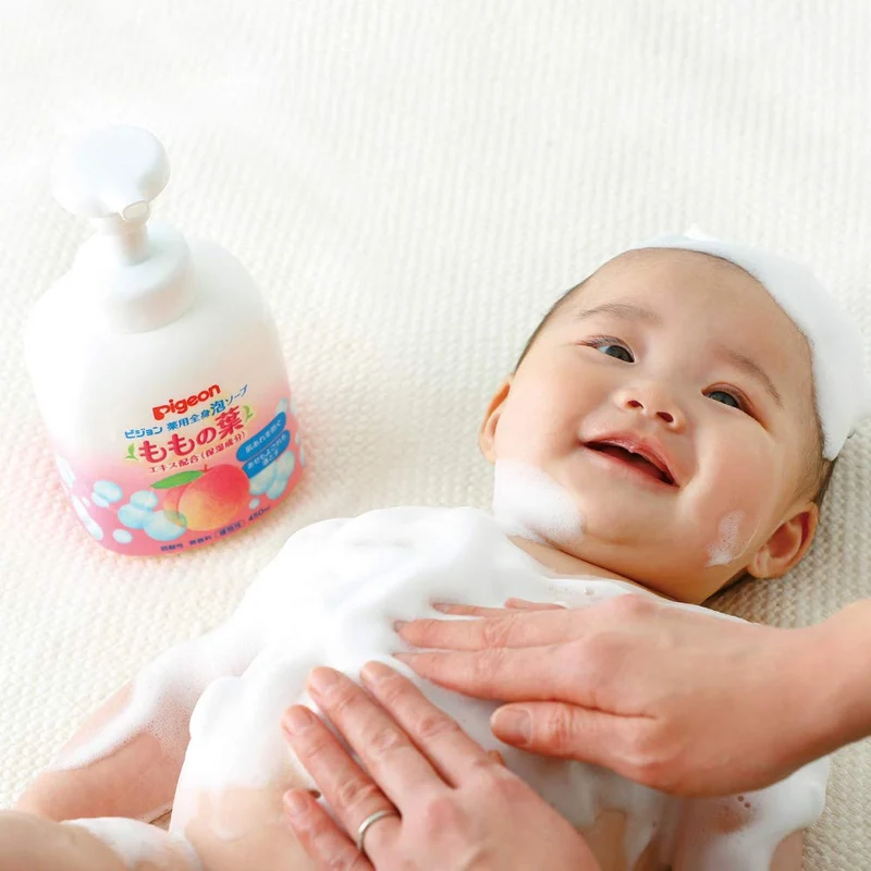 Pigeon Medicinal Body Foam Soap with Peach Leaf Extract 450Ml Moisturizing