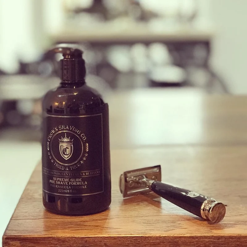 Formule pré-rasage "Supreme Glide" (225ml/8.0oz)