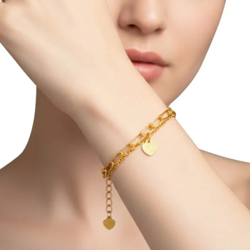 Bracelet à Maillons en Perles et Trombones avec Breloque de Coeur en Or Jaune 24 Carats