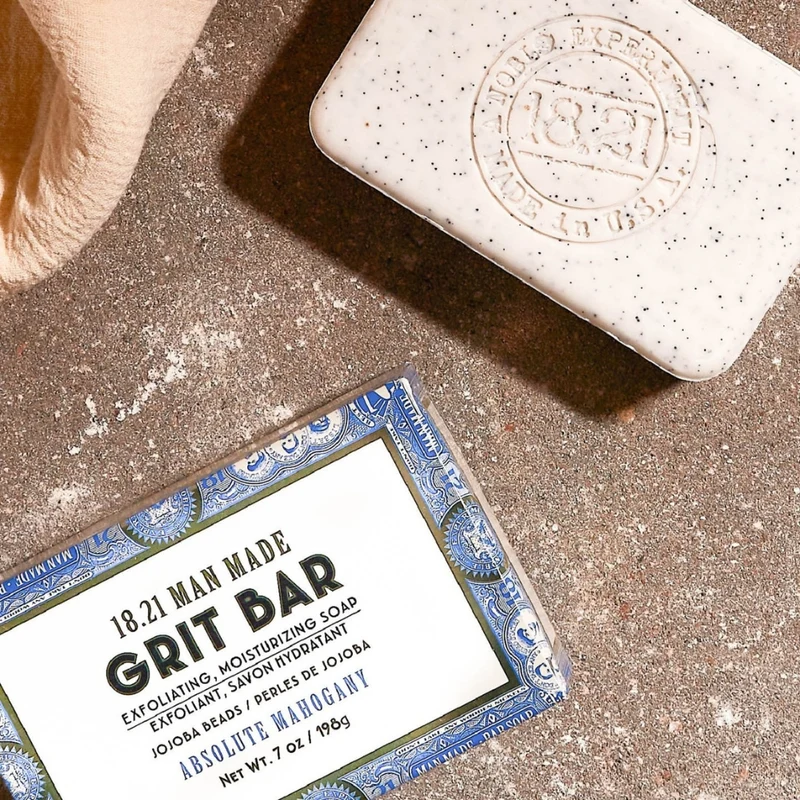 18.21 Man Made - Savon en bar "Absolute Mahogany Grit Bar Perles de Jojoba" savon exfoliant et hydratant (198g/7.0oz)